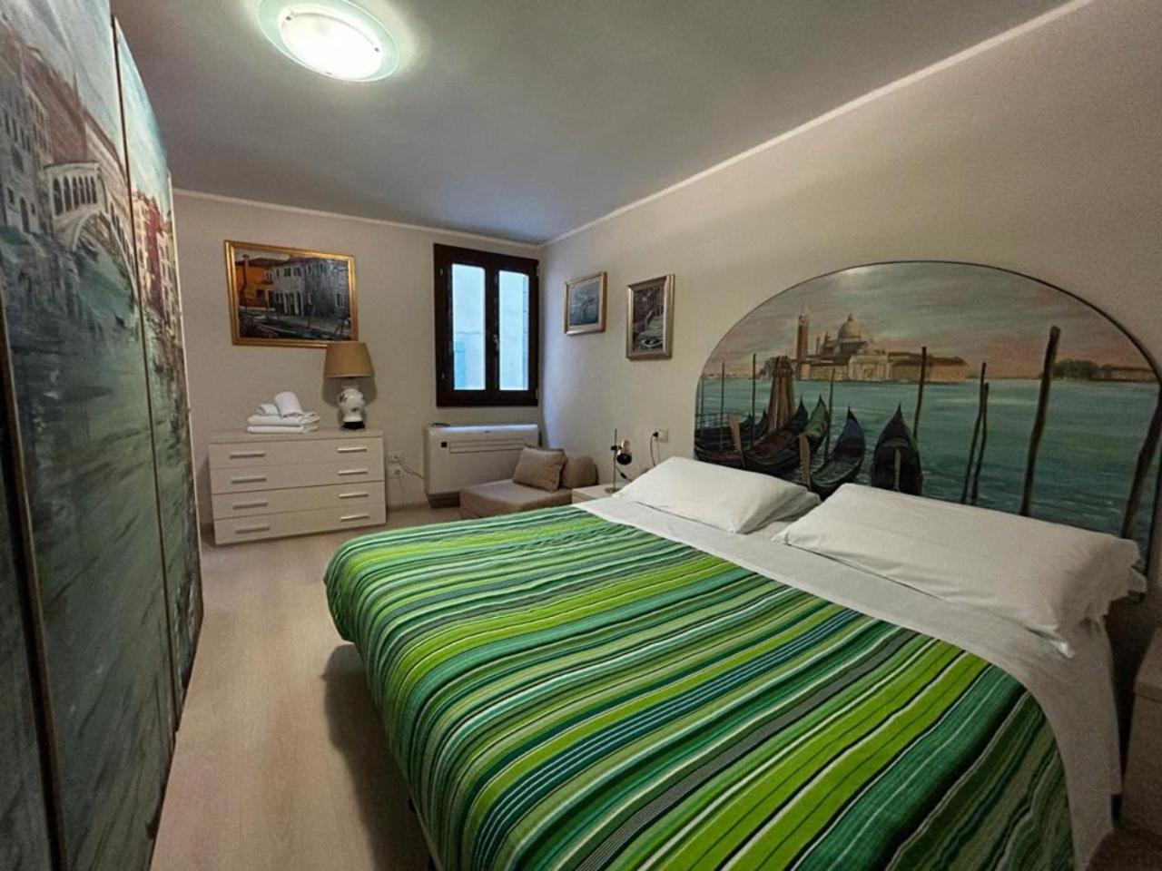 Grimaldi Apartments San Marco&Castello Venezia Esterno foto